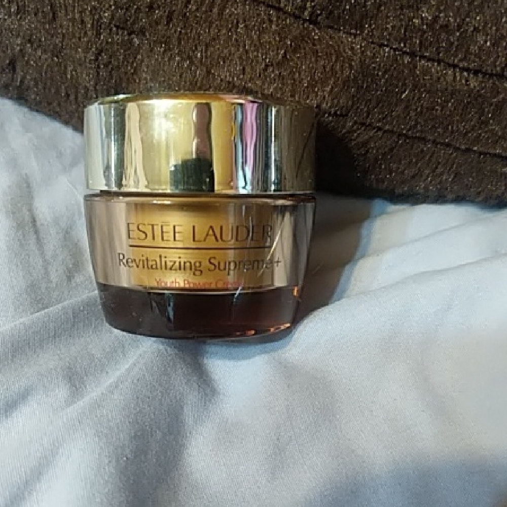 Estee Lauder Revitalizing Supreme+ in Gold and Brown Trial Size